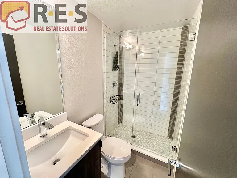 4921 Lowell Blvd — Photo 12