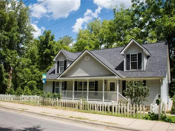 435 New Haw Creek Rd, Asheville, NC 28805