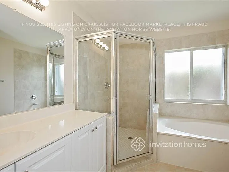 16440 SW 144th Ave — Photo 8