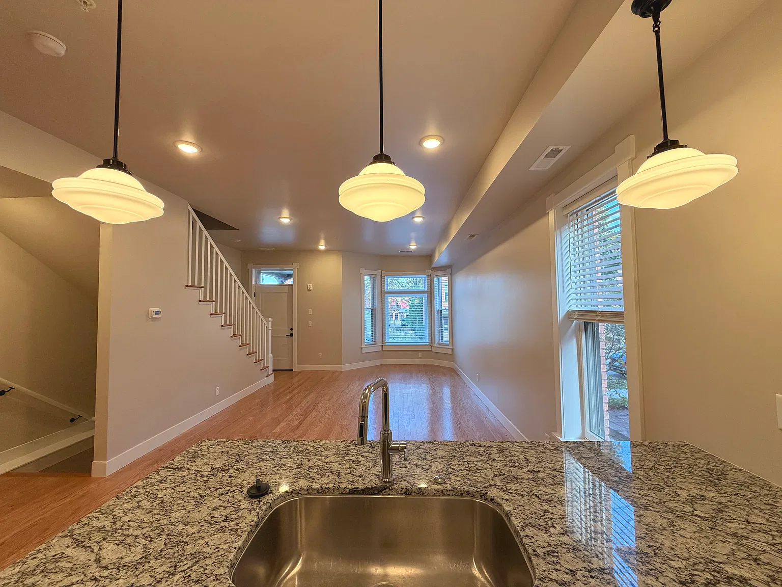 3 bed, 2.5 bath, $1,980 — Photo 3