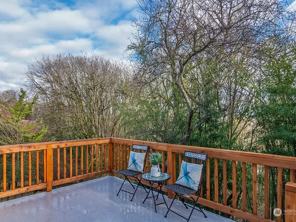 9300 39th Avenue S, Seattle, WA 98118