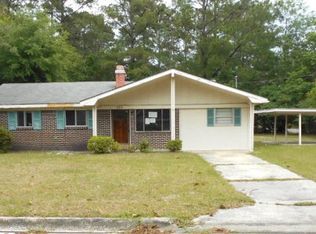 135 Stratford Rd, Jesup, GA 31546