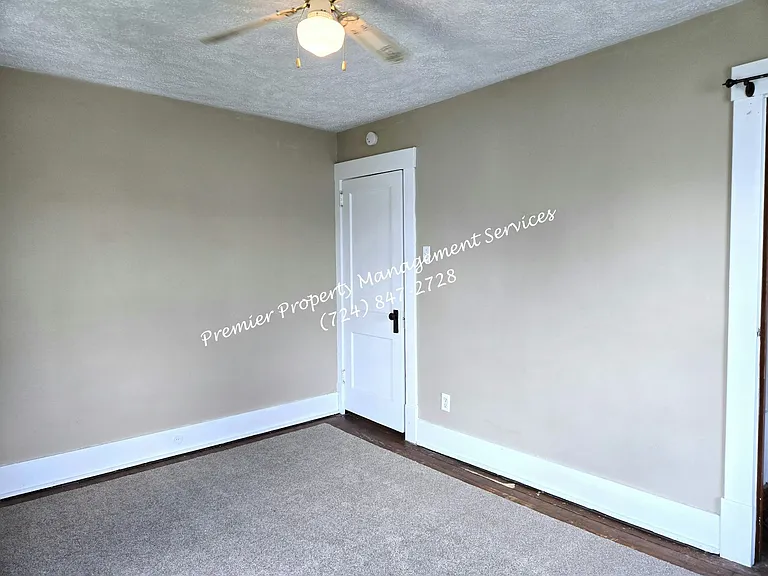 407 Bridge St — Photo 8