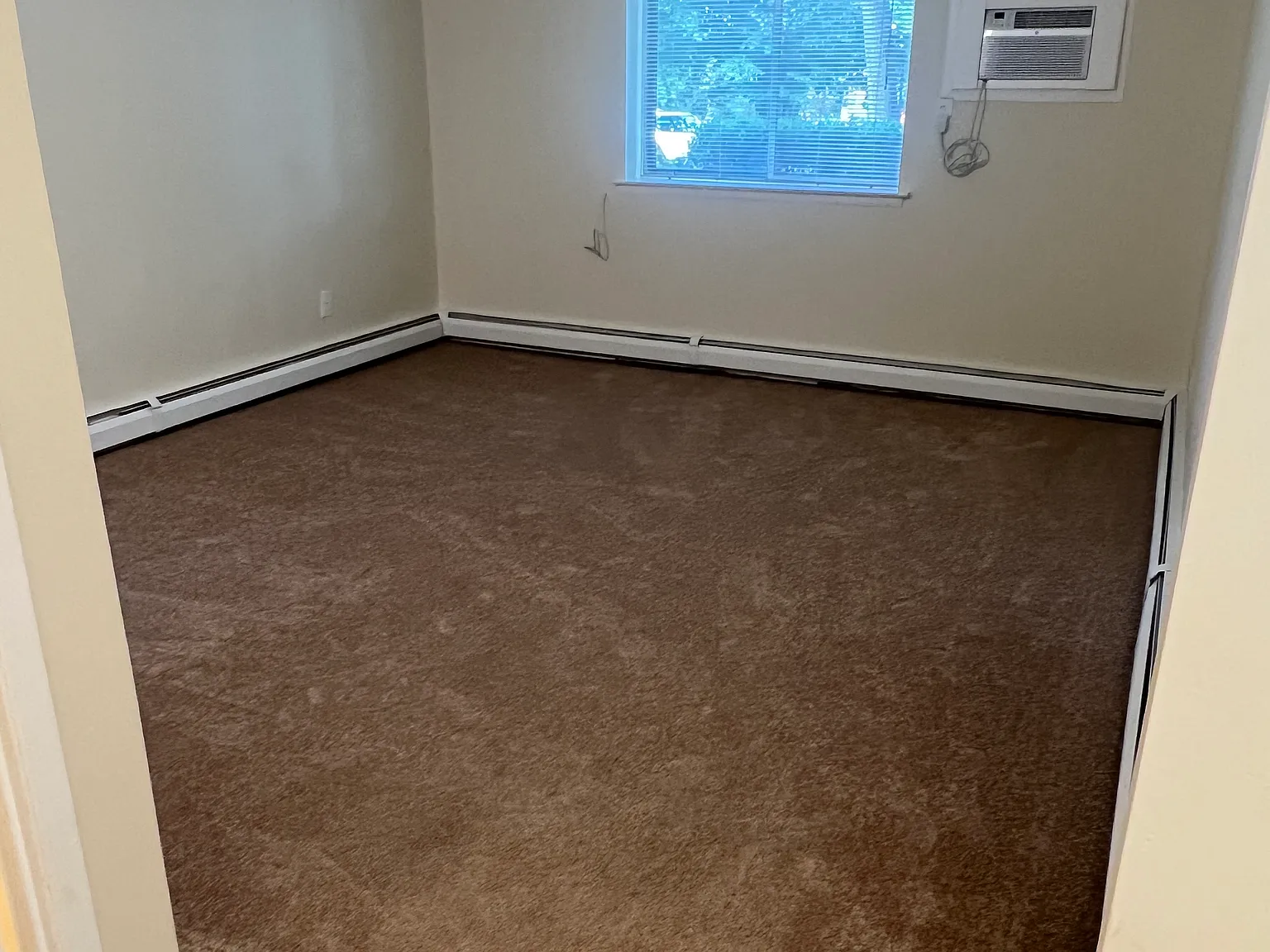1 bed, $1,400 — Photo 2