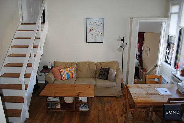 Rented by Bond New York | media 62