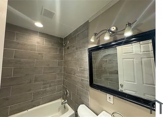 2257 Chambers Rd — Photo 9