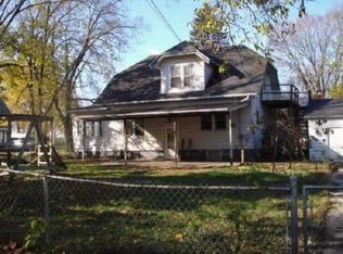 318 Kennon Rd, Rockford, IL 61109