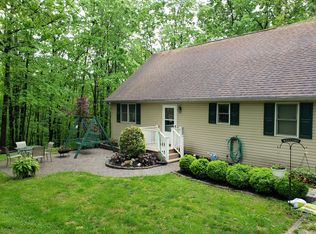 9986 Valley View Rd, Three Springs, PA 17264