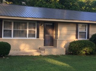 30 Oakland Ave, Wilsonville, AL 35186