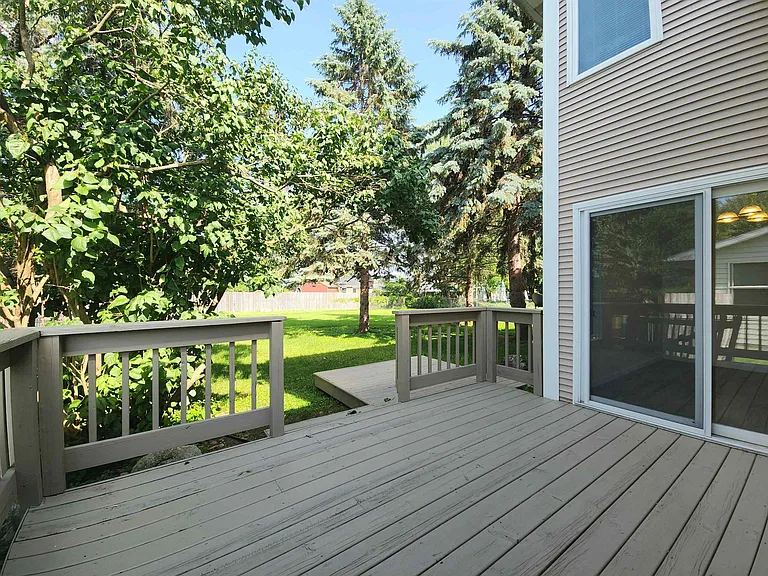 3666 N Center Rd — Photo 15
