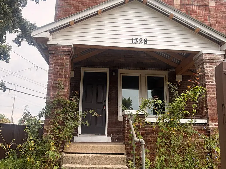 1328 E 21st Ave — Photo 18