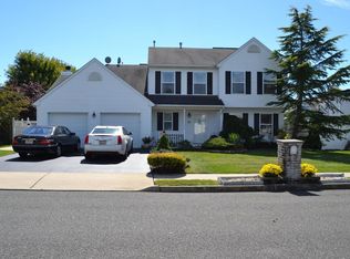 31 Gettysburg Dr, Howell, NJ 07731