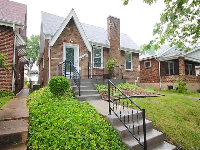 6051 Juniata St photo 1