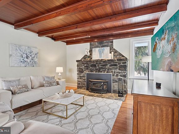 2nd image of 62 Callowhill Rd