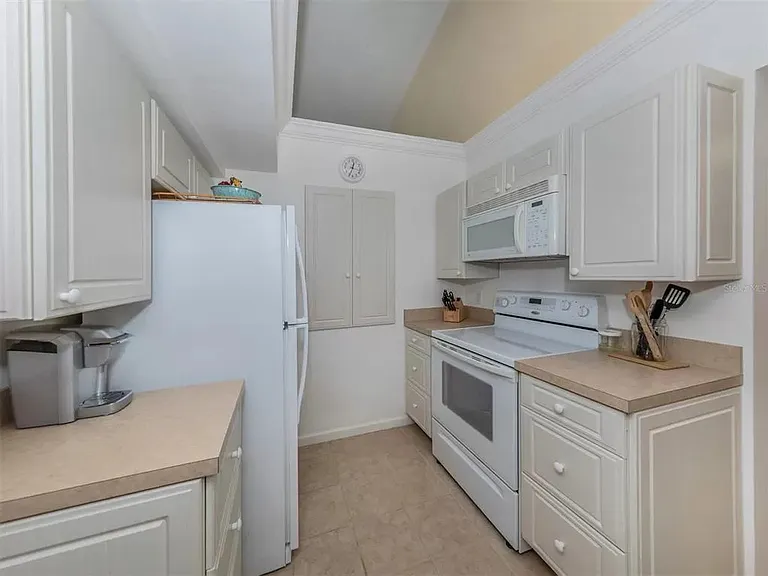 1585 Tarpon Center Dr #34 — Photo 8