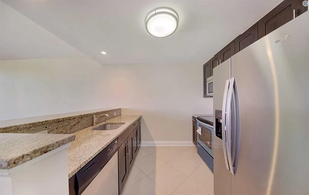 2 bed, 2.0 bath, $3,150 — Photo 4