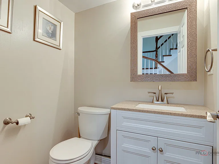 18 Bedford Rd — Photo 14
