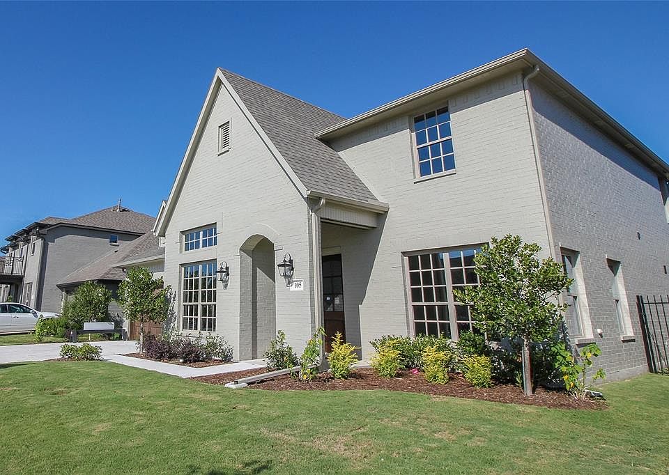 1st image of 105 Parkview Dr