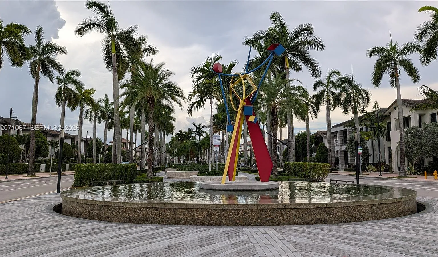 Downtown Doral South Phas — Photo 3