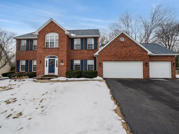 1620 Oakforest Dr, Rockford, IL 61107