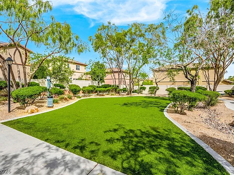 9172 Giardino Villa St — Photo 24