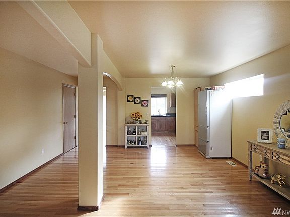 2nd image of 1740 S 85th Street Ct