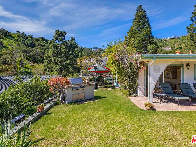 1336 Bienveneda Ave — Photo 36