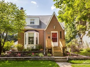 549 E Washington St, Des Plaines, IL