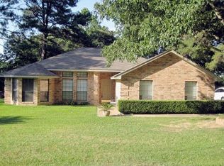 307 Bosque St, Chandler, TX 75758