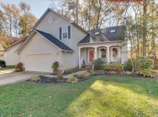 703 Broadleaf Xing, Chesapeake, VA 23320