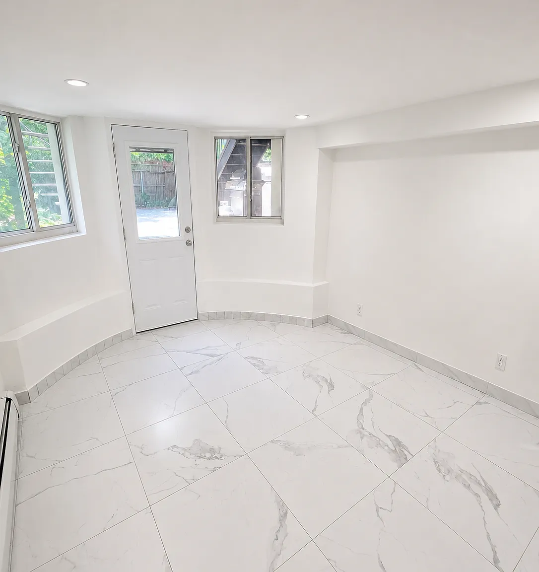 3 bed, 1.5 bath, $3,750 — Photo 4