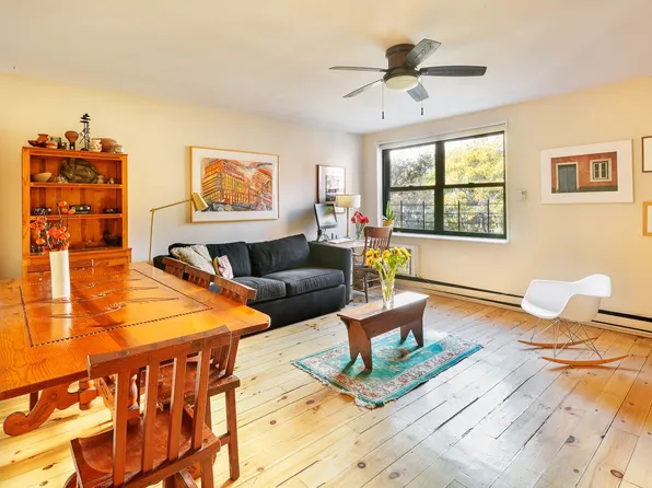 129 Barrow Street image 2 of 9