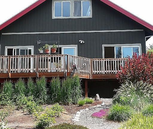 garage from rear 3 rooms