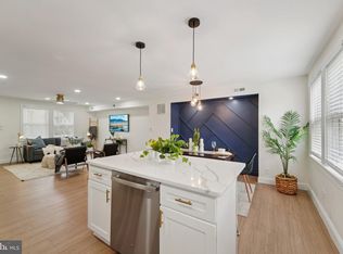 827 N Augusta Ave, Baltimore, MD 21229