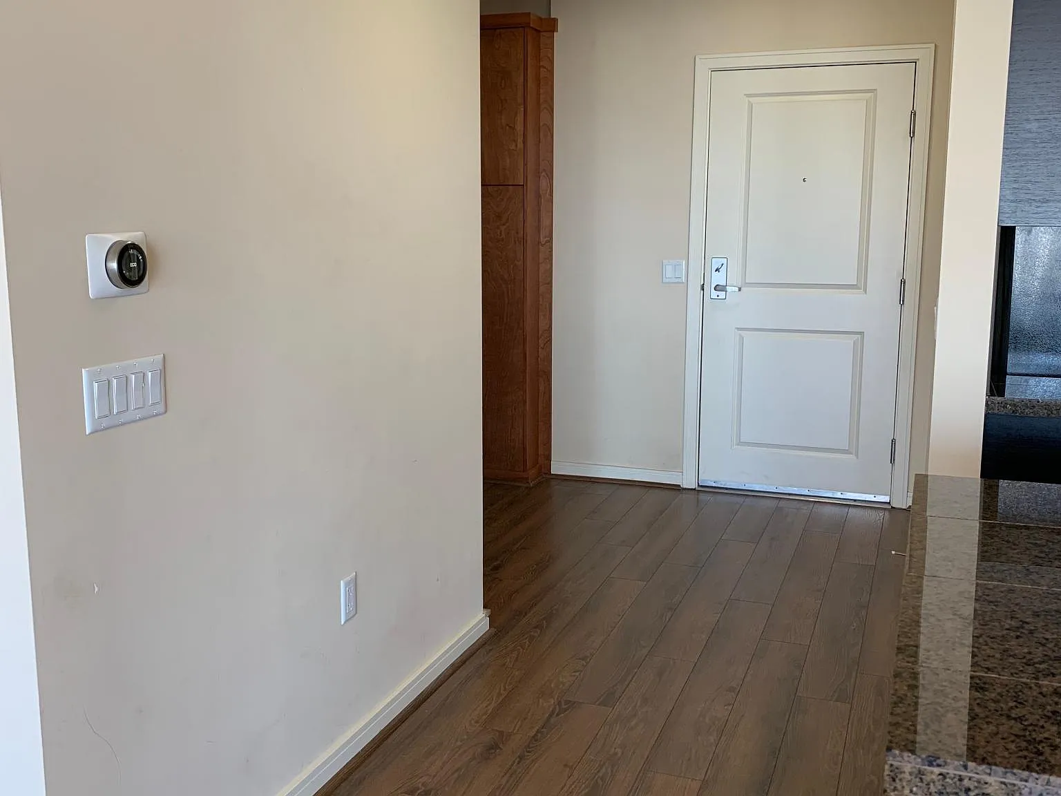 819 Virginia St — Photo 4