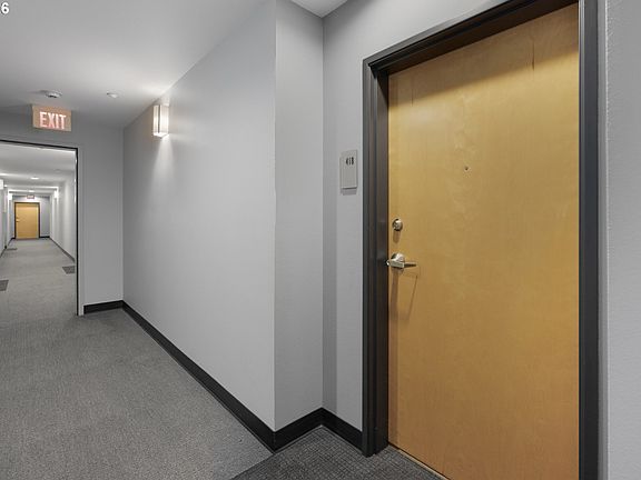 2nd image of 1125 NW 9th Ave APT 418