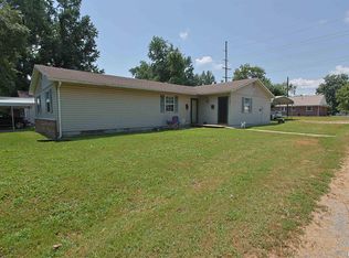 601/605 S 6th St #4, Herrin, IL 62948