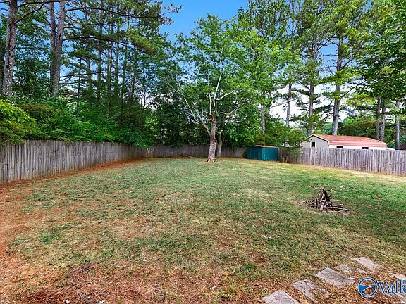 5th image of 207 Cypress Creek Dr NW
