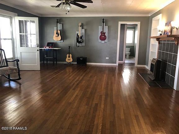3rd image of 2324 Anita St