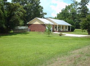 100 Glen Oaks Rd, Perry, GA 31069