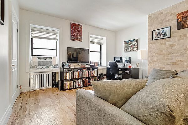 1st image of 72 University Pl APT 3E