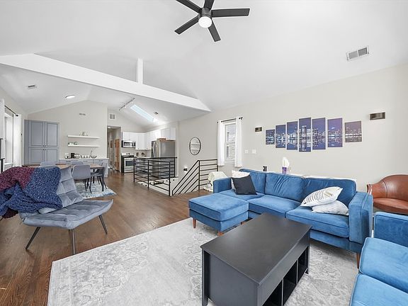 2nd image of 3307 W Warren Blvd Unit 3
