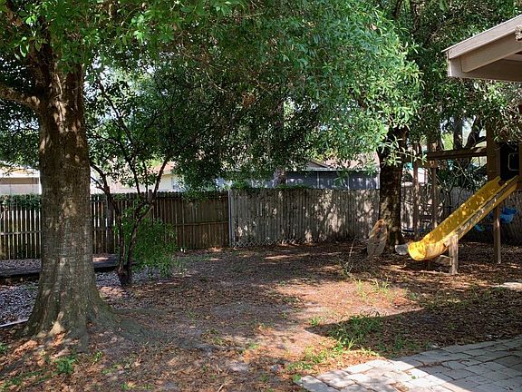 2nd image of 1010 Jakl Ave