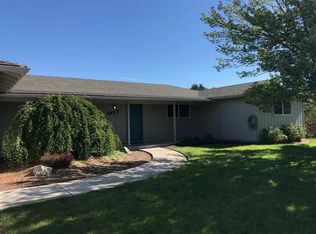 1927 Parkwood Ave, Central Pt, OR