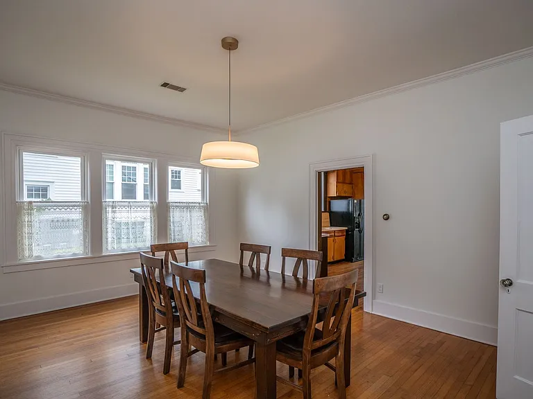 303 N Woodrow St — Photo 18