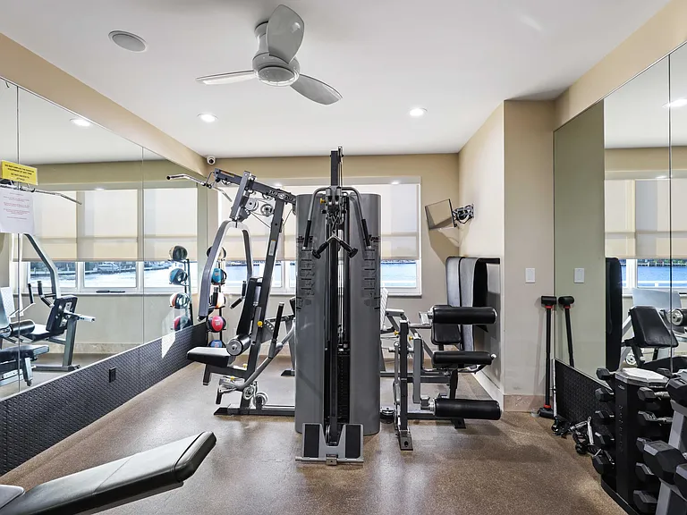 511 Bayshore Dr #401 — Photo 35