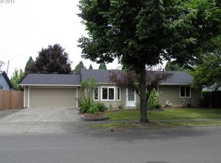 3616 Douglas Dr, Springfield, OR 97478