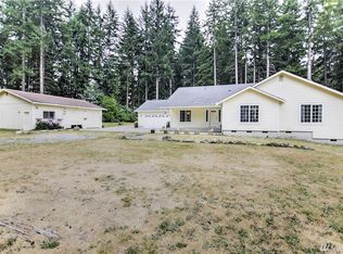 16814 2nd St E, Lake Tapps, WA 98391