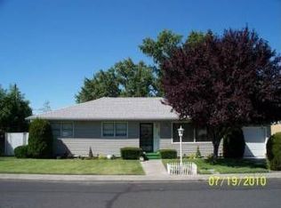 34 W Cedar Dr, Hermiston, OR 97838