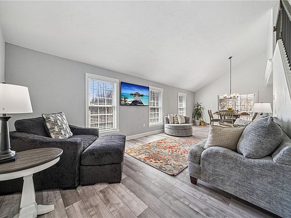 4th image of 1016 Seneca Ln